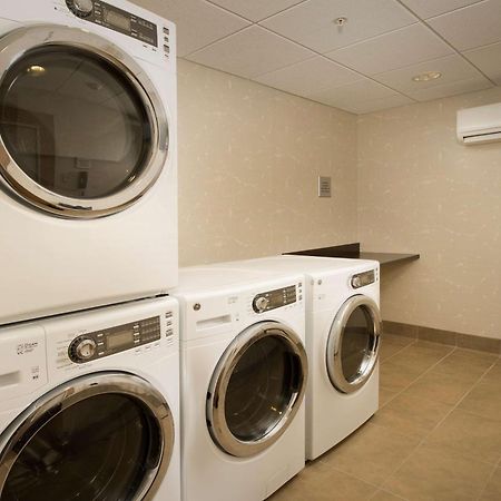Hampton Inn & Suites Baltimore/Woodlawn Dış mekan fotoğraf