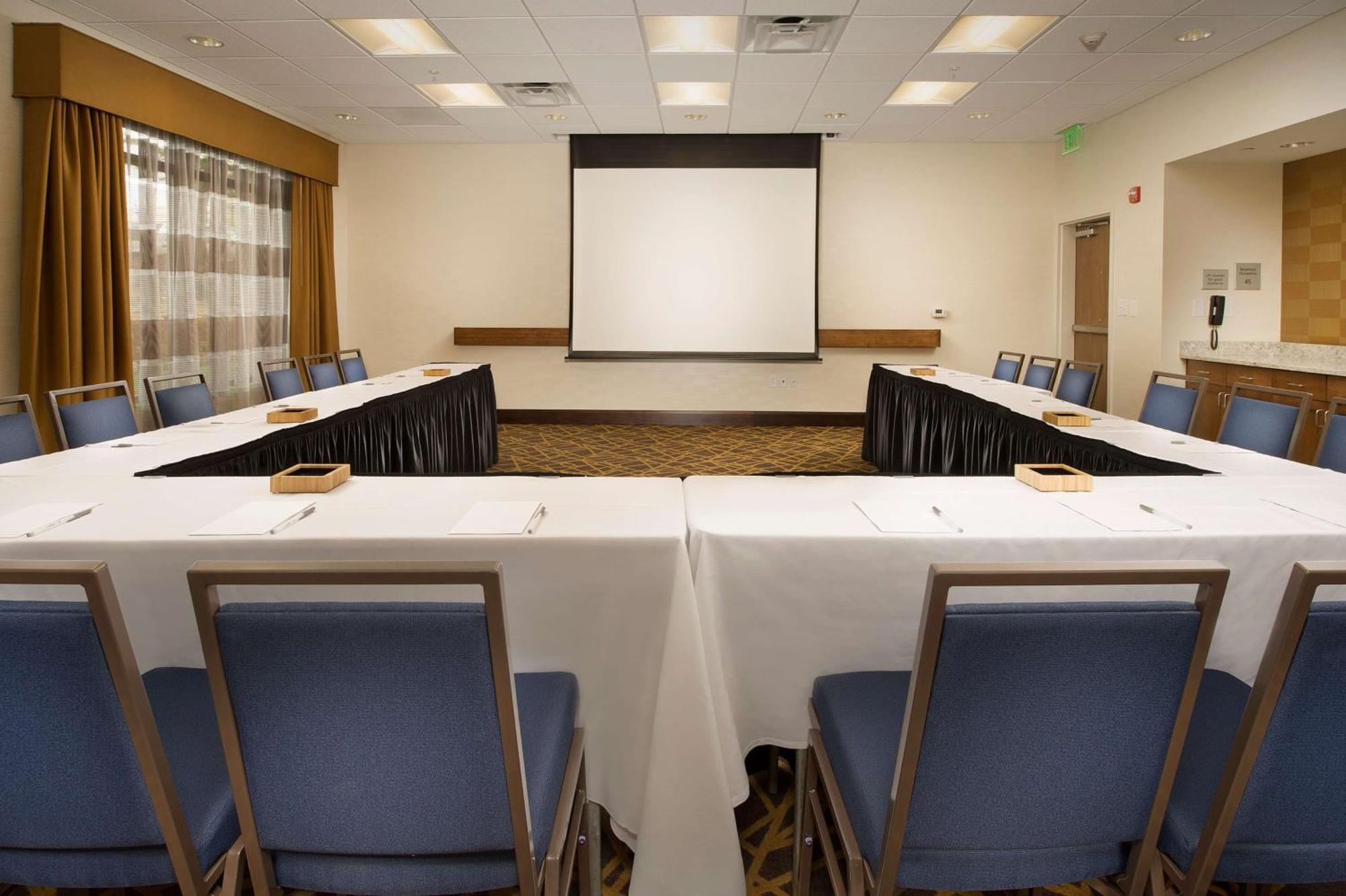 Hampton Inn & Suites Baltimore/Woodlawn Dış mekan fotoğraf