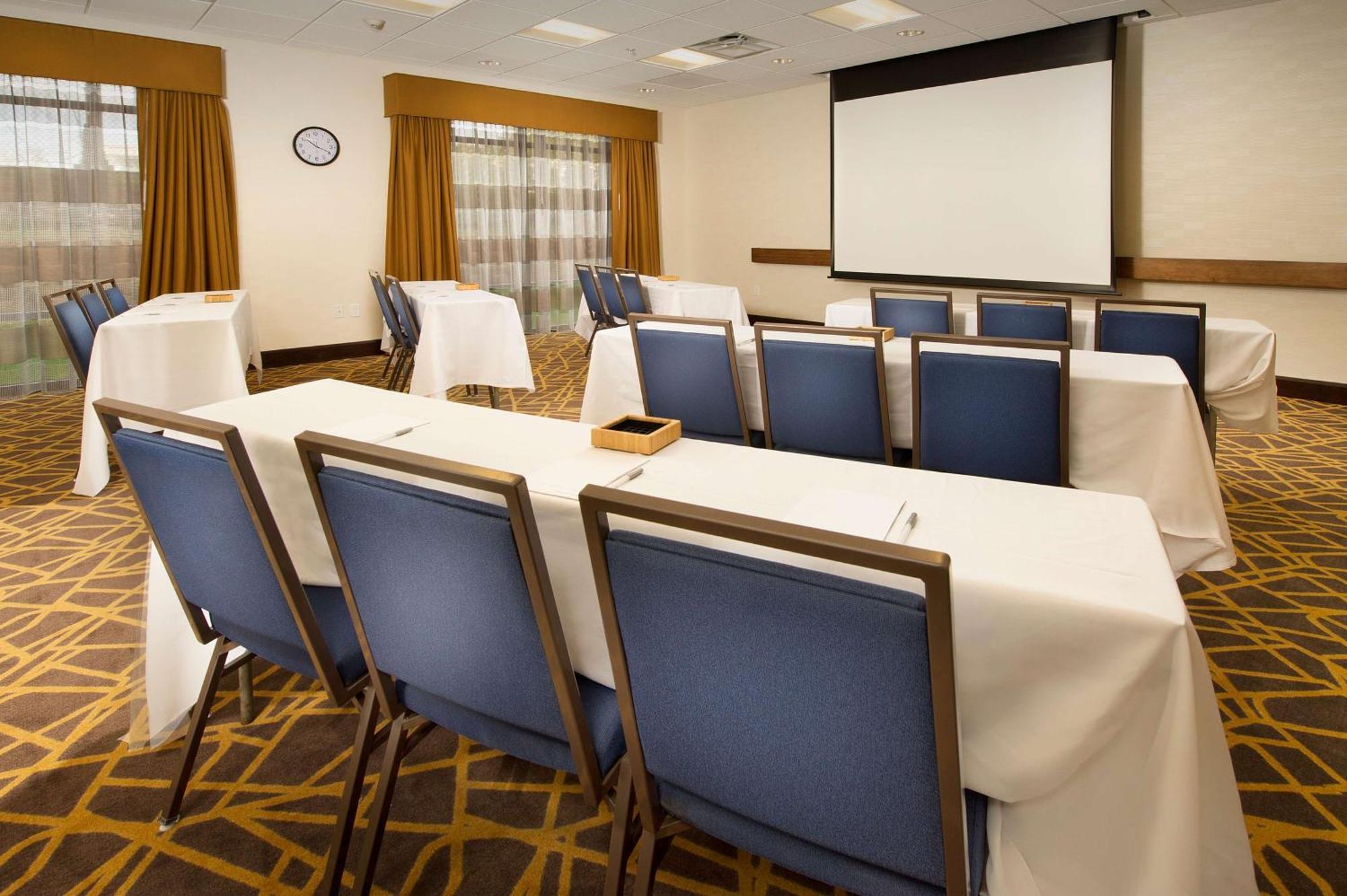 Hampton Inn & Suites Baltimore/Woodlawn Dış mekan fotoğraf